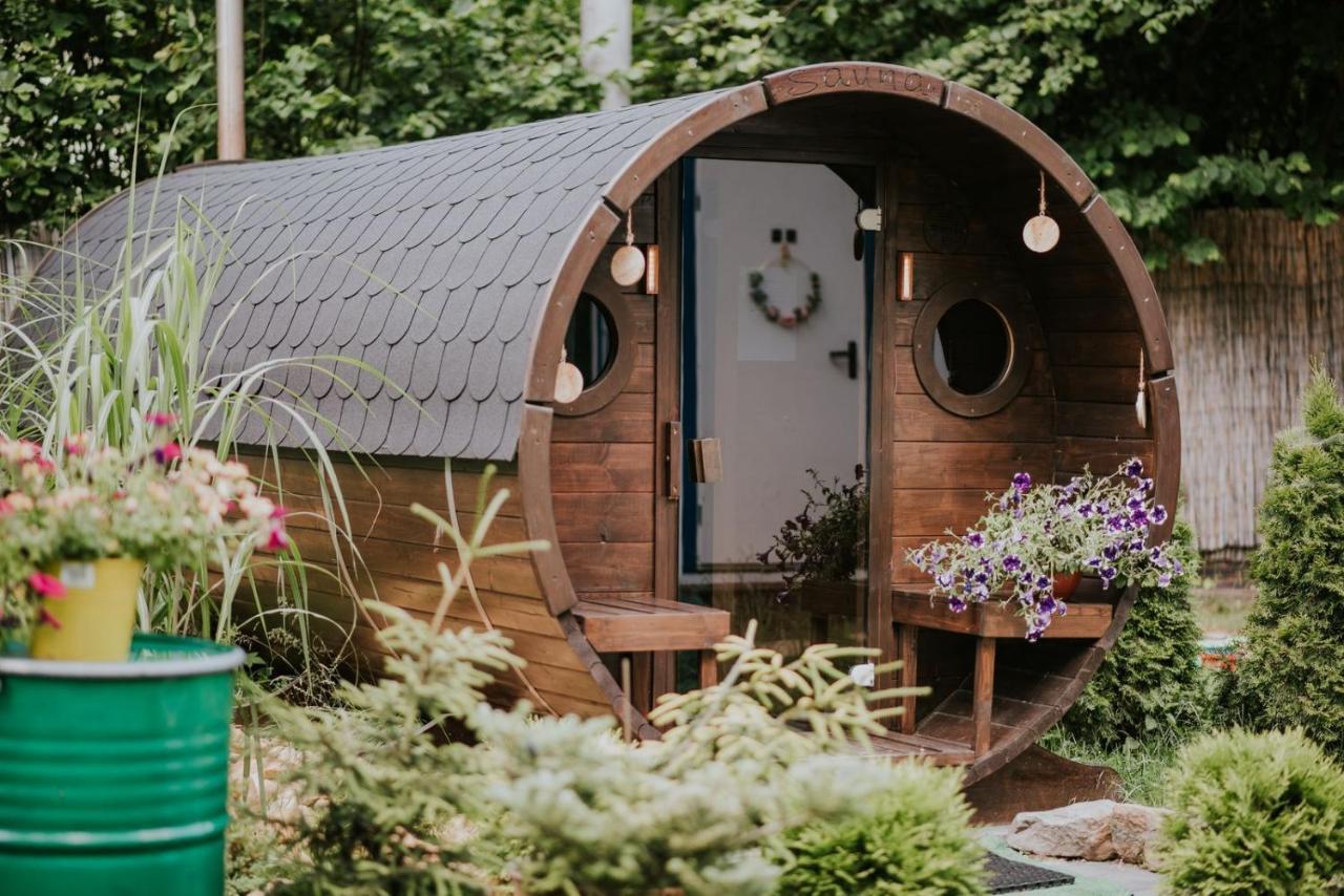Aloha Glamp - Okragle Domki Przy Rzece - Balia I Sauna - Energylandia Zagornik Eksteriør billede