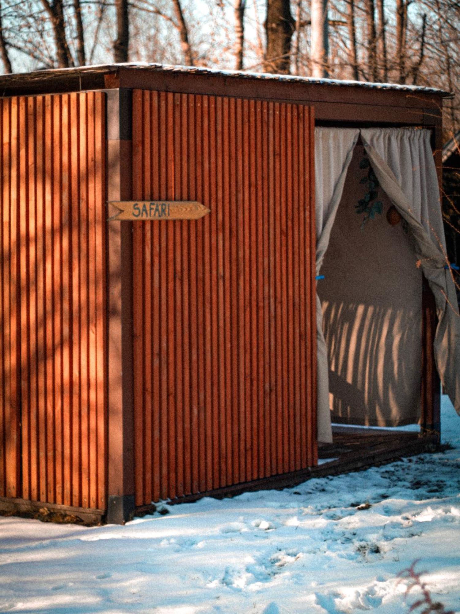 Aloha Glamp - Okragle Domki Przy Rzece - Balia I Sauna - Energylandia Zagornik Eksteriør billede